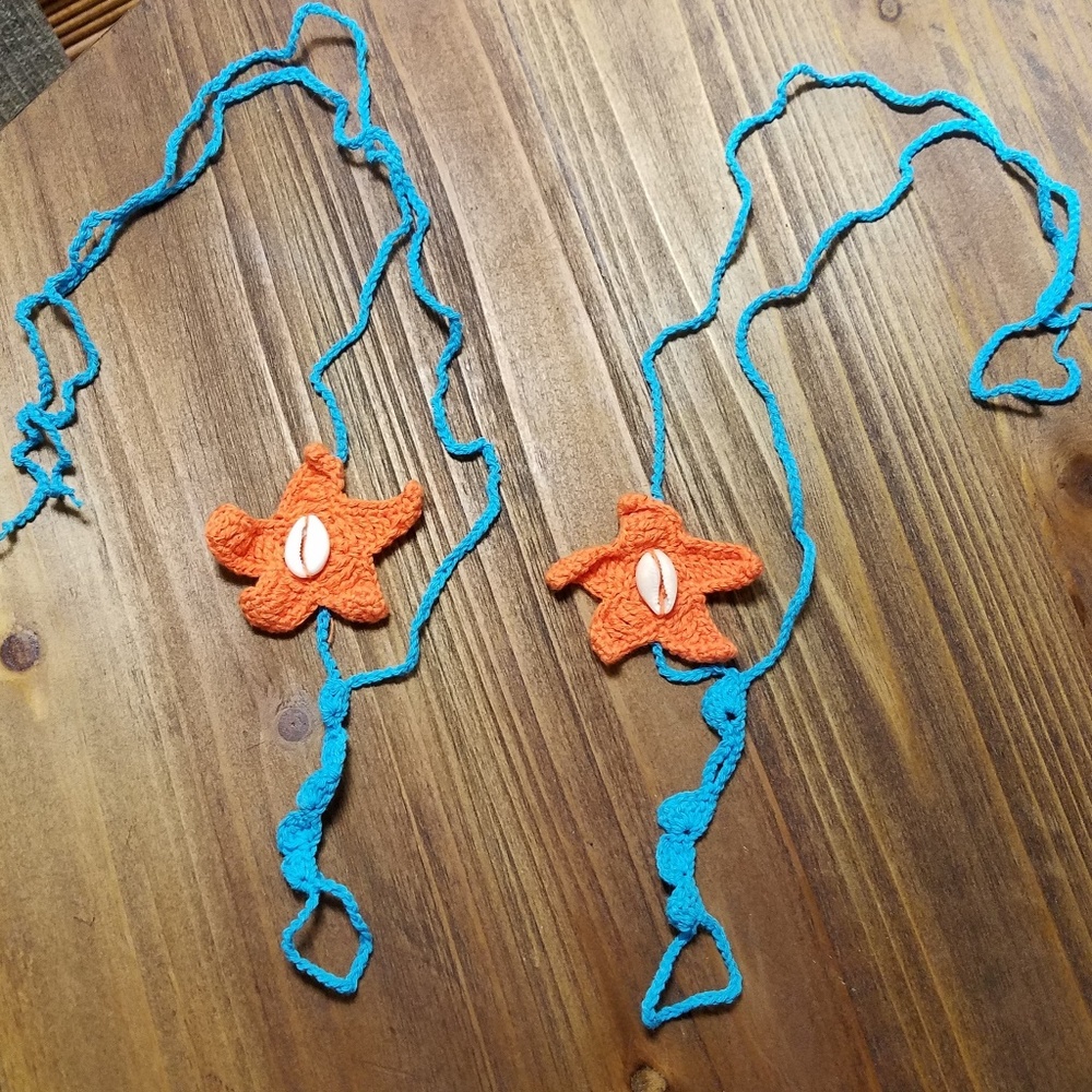 Knit Beach Shell Footless Sandals